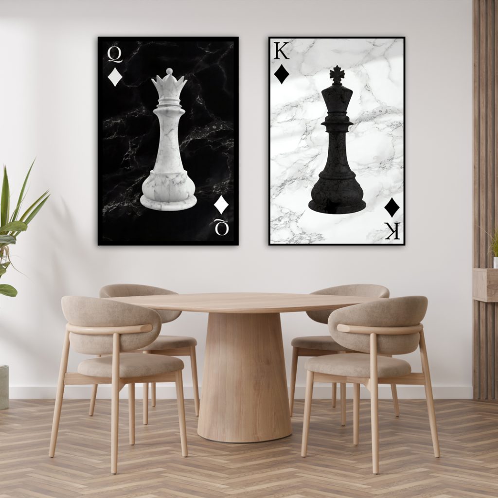 קלפי משחק מלך ומלכה בשחור לבן